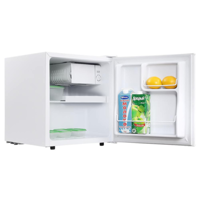 50л Белый мини холодильник TESLER RC-55 WHITE